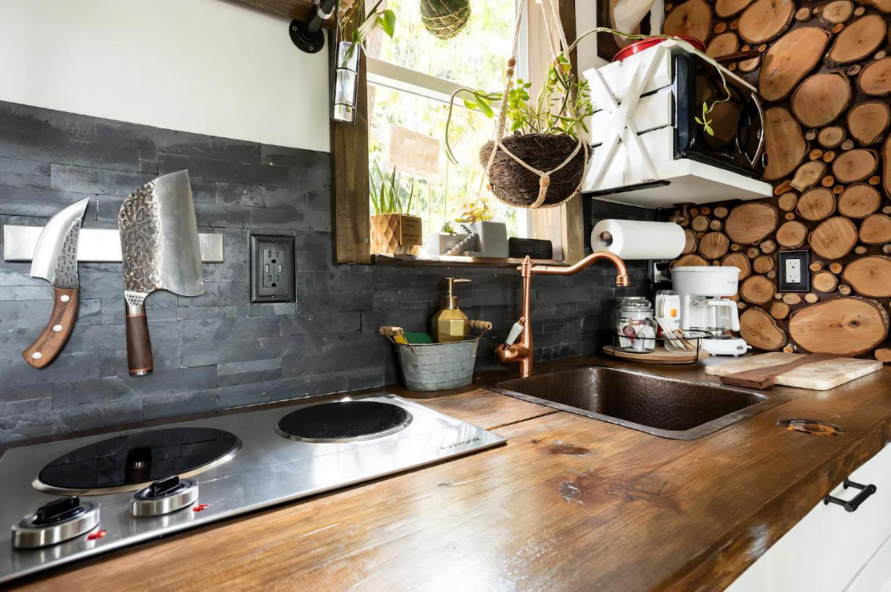 탬파 Cozy Af Tiny-House Oasis 빌라 외부 사진